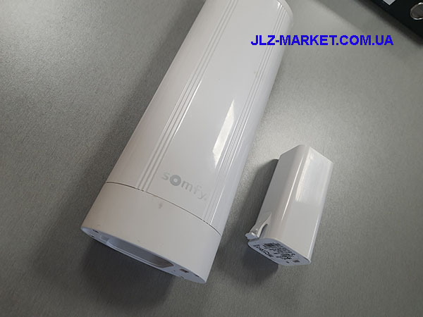 Карниз на акумуляторі для штор Somfy Movelite WireFree 35 RTS Карниз на акумуляторі для штор Somfy Movelite WireFree 35 RTS