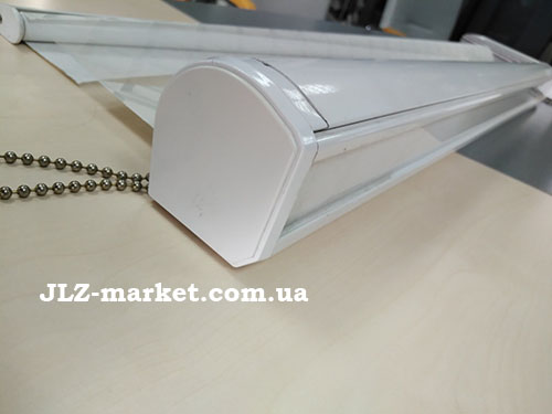 Рулонна штора в алюмінієвому коробі Рулонна штора в алюмінієвому коробі